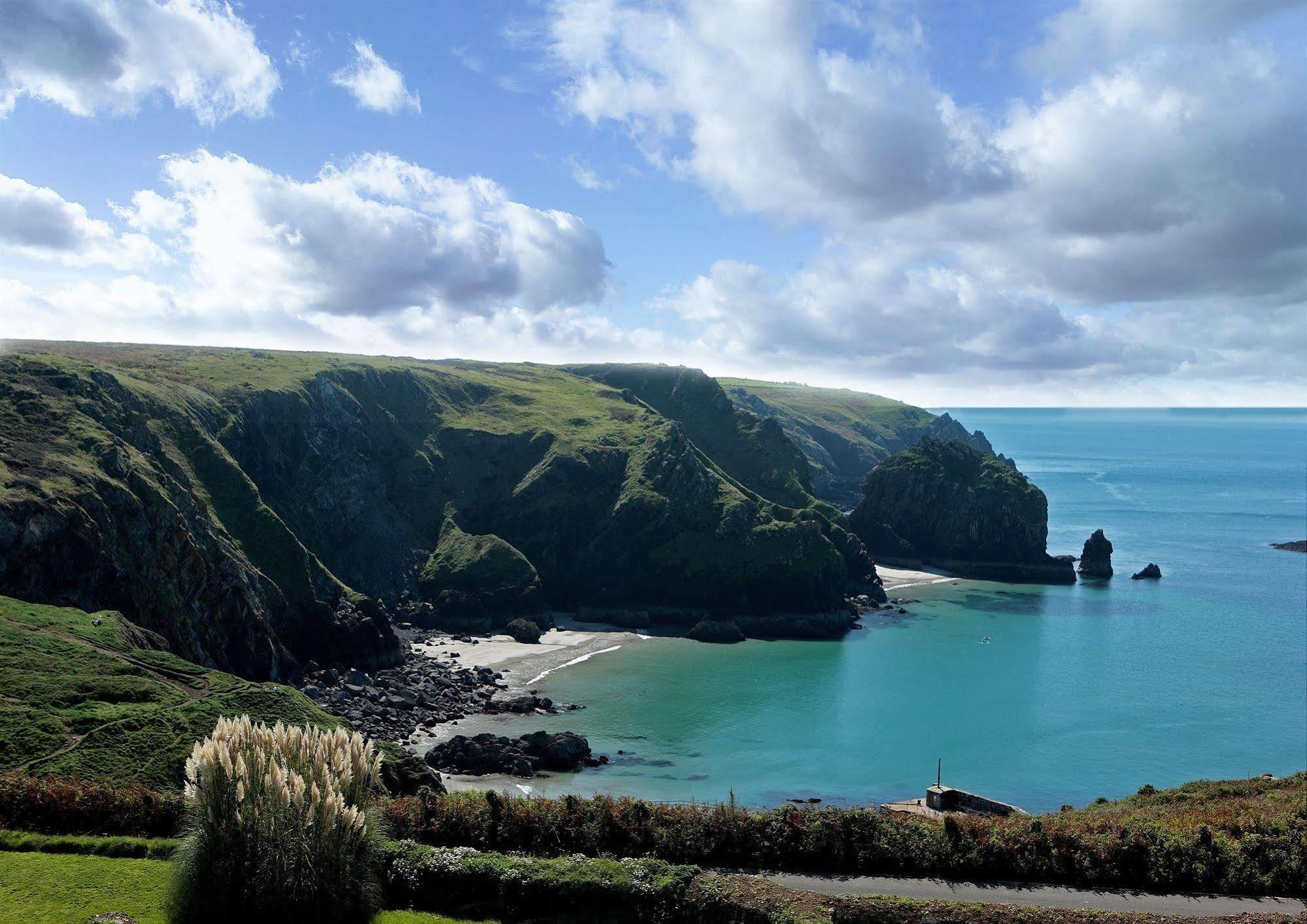 Mullion Cove Hotel & Spa Exterior foto