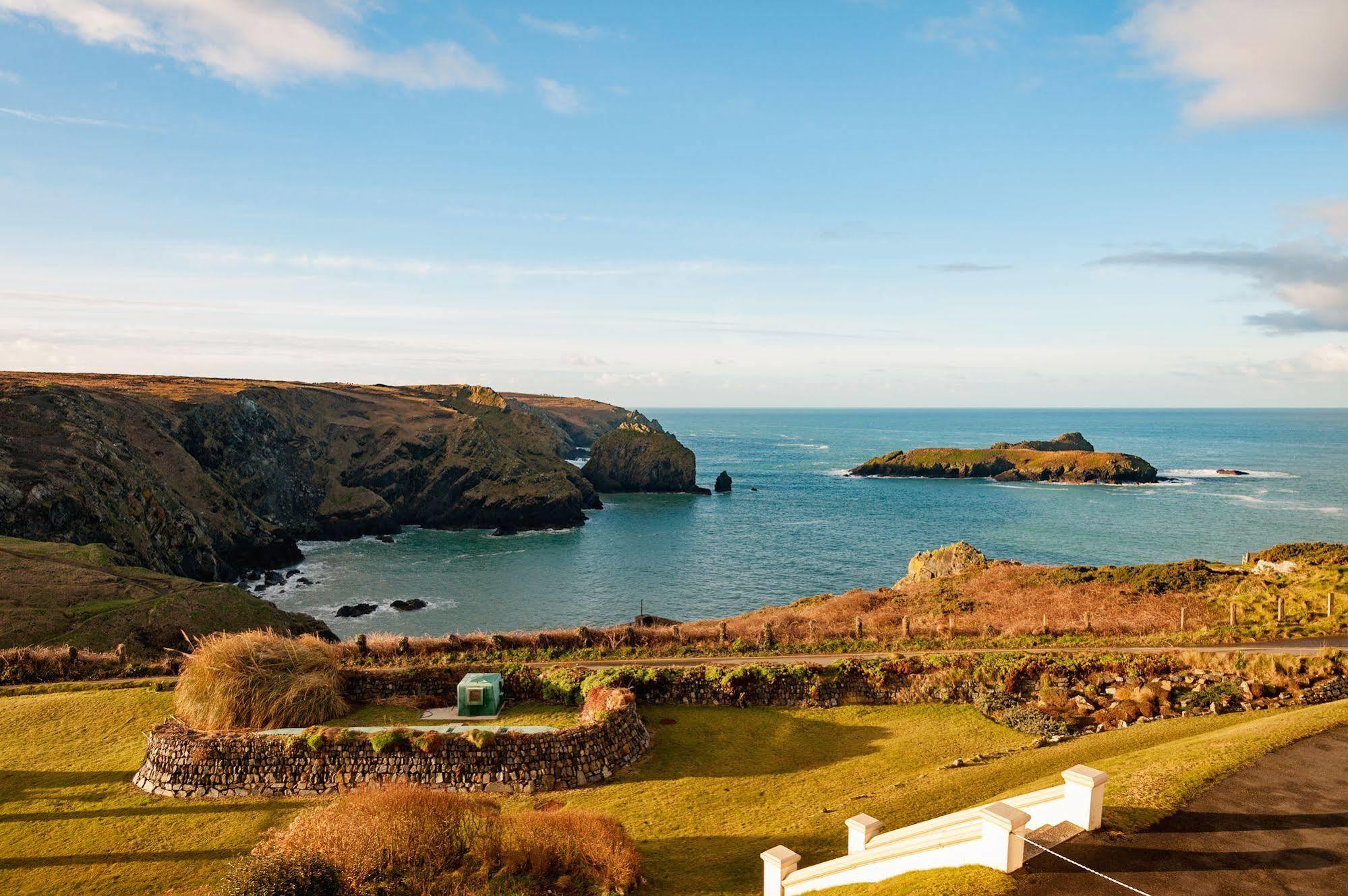 Mullion Cove Hotel & Spa Exterior foto